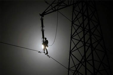Tata Power plans to raise Rs 7,000 crore through NCDs